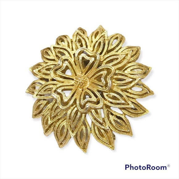 Vintage Lisner Brooch - Picture 1 of 5